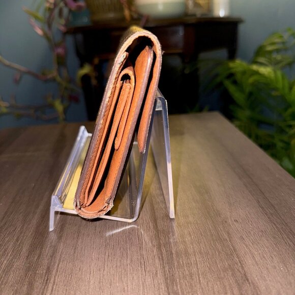 Authentic Vintage LV Wallet - Picture 3 of 9